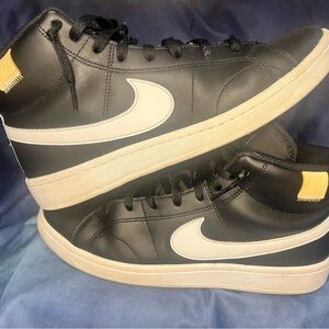 Nike Court Royale 2 Mid